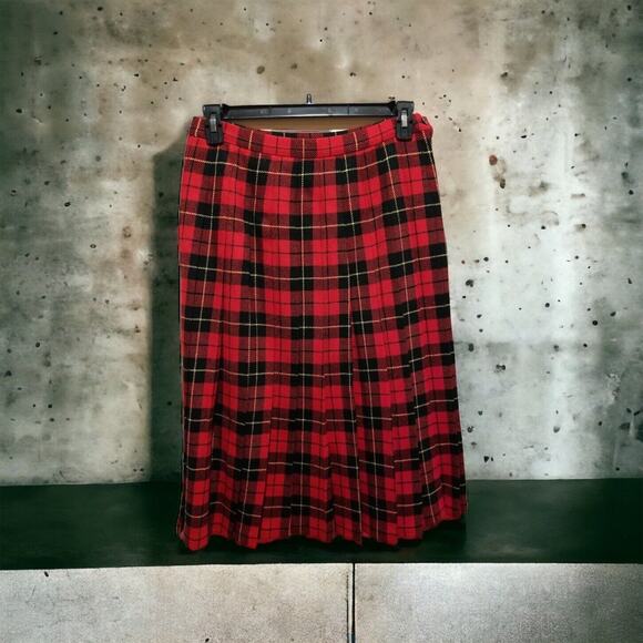 Pendleton Dresses & Skirts - Vintage Pendleton Pleated Below‎ Knee Skirt Womens Size 14P Plaid Red Black Wool